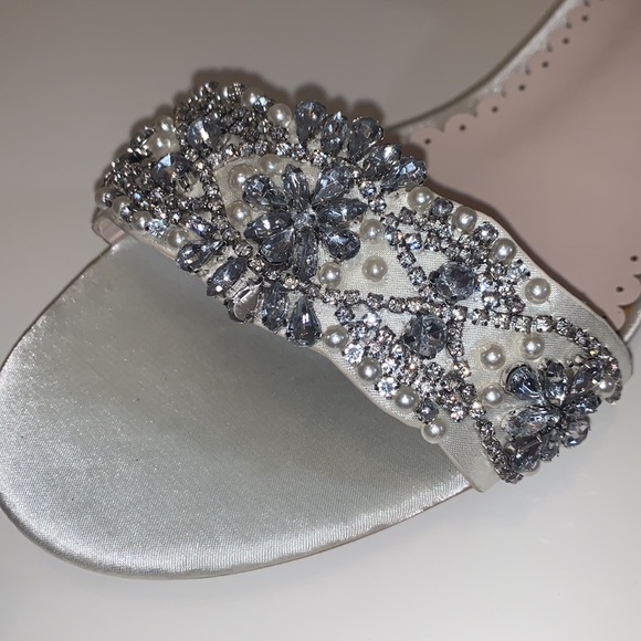 KATE WHITECOMB Embellished Pearl Rhinestone Wedding Flats Aerin Ivory - Picture 7 of 7